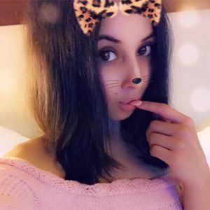 Meet your Posher, Stephanie